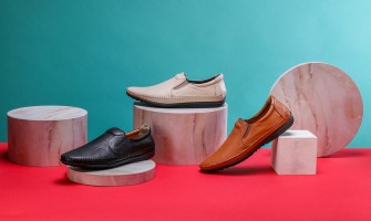 GİYSİNİZE EN UYGUN RENKTE AYAKKABILAR